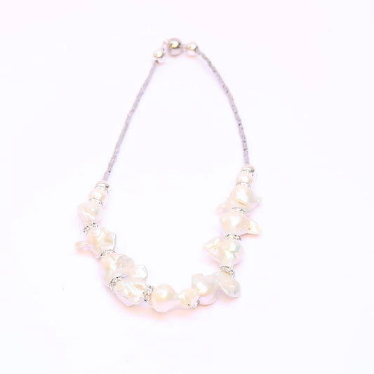 Hecate Pearls Choker